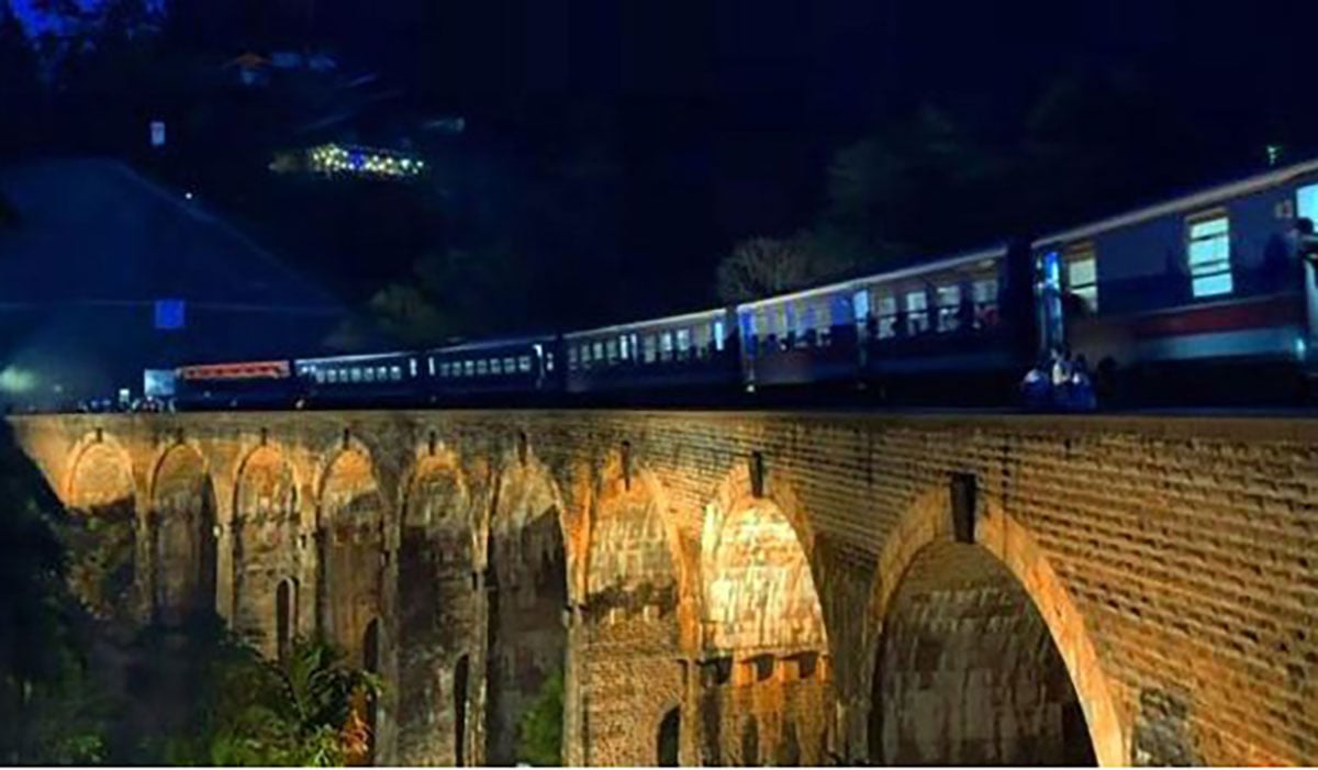 ආරුක්කු නවයේ පාලම ලයිට් දමා රැටත් පෙන්නයි..